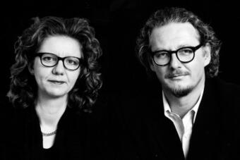 Foyer mit Kunstwand Rainer Gross