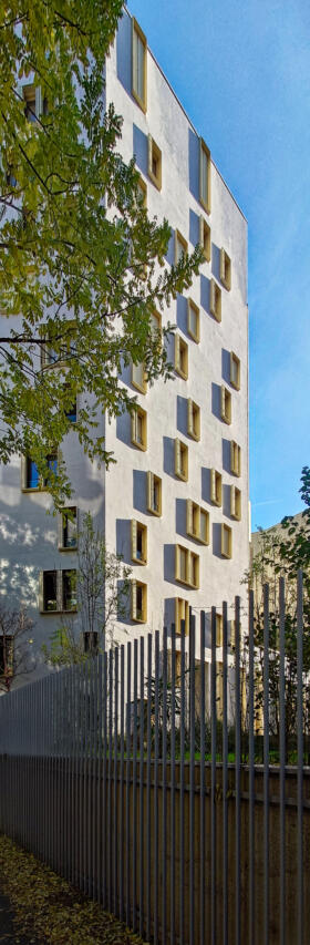 Fassade "Motel one" Caecilienstraße Köln © GATERMANN + SCHOSSIG / Rendering Mohan Karakoc