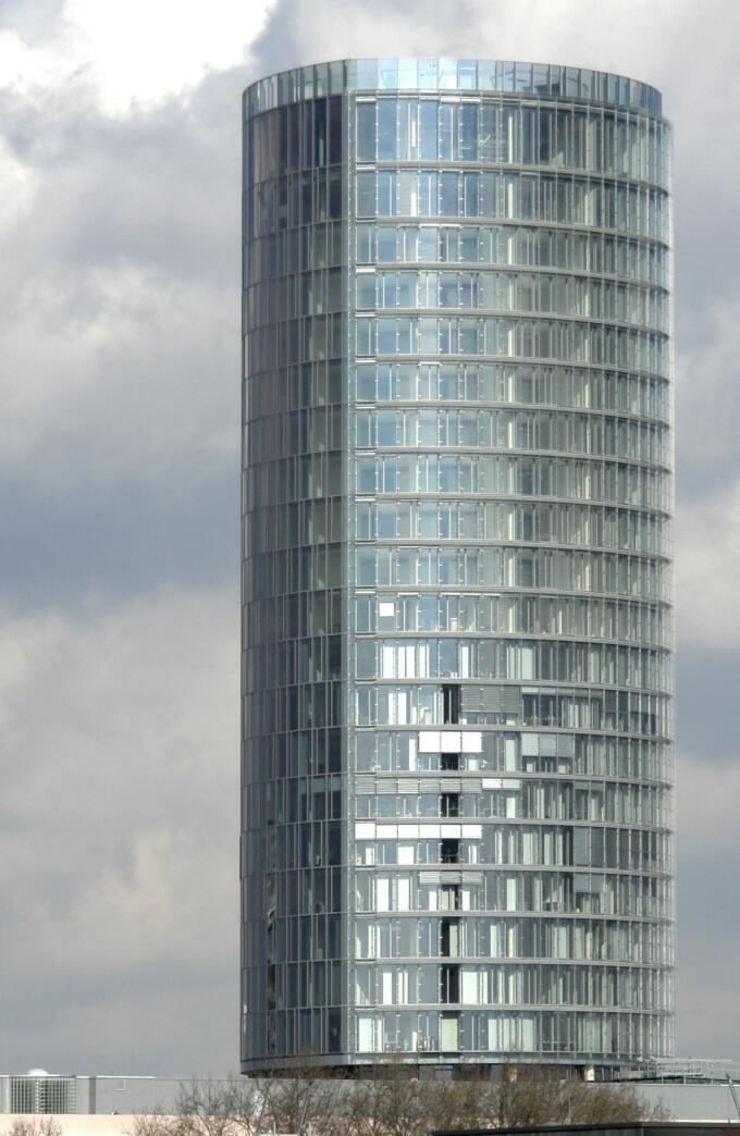 Trennwandleuchte, Lichtlinie vertikal