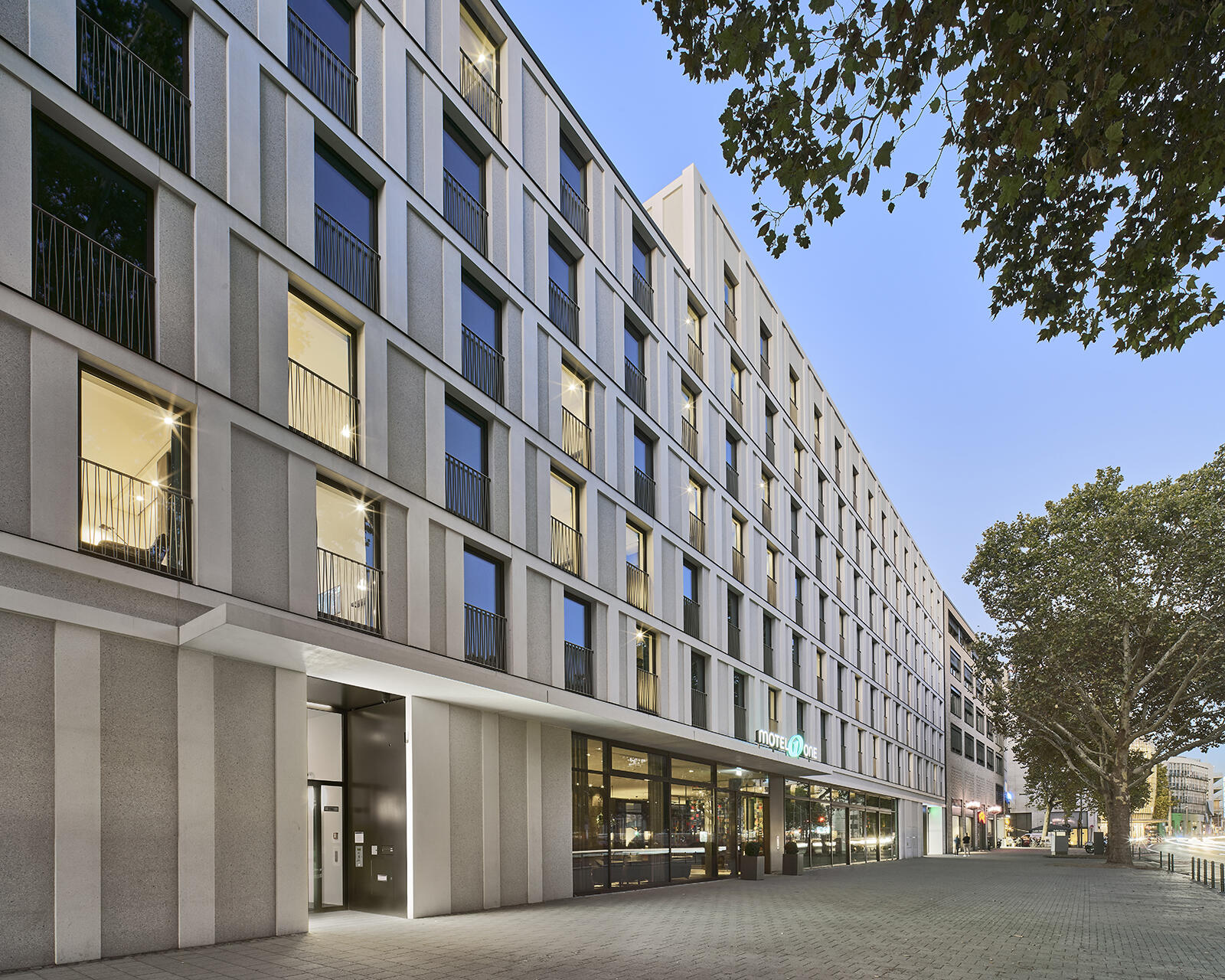 motel one Cäcilienstraße Köln © GATERMANN + SCHOSSIG / Foto Annika Feuss