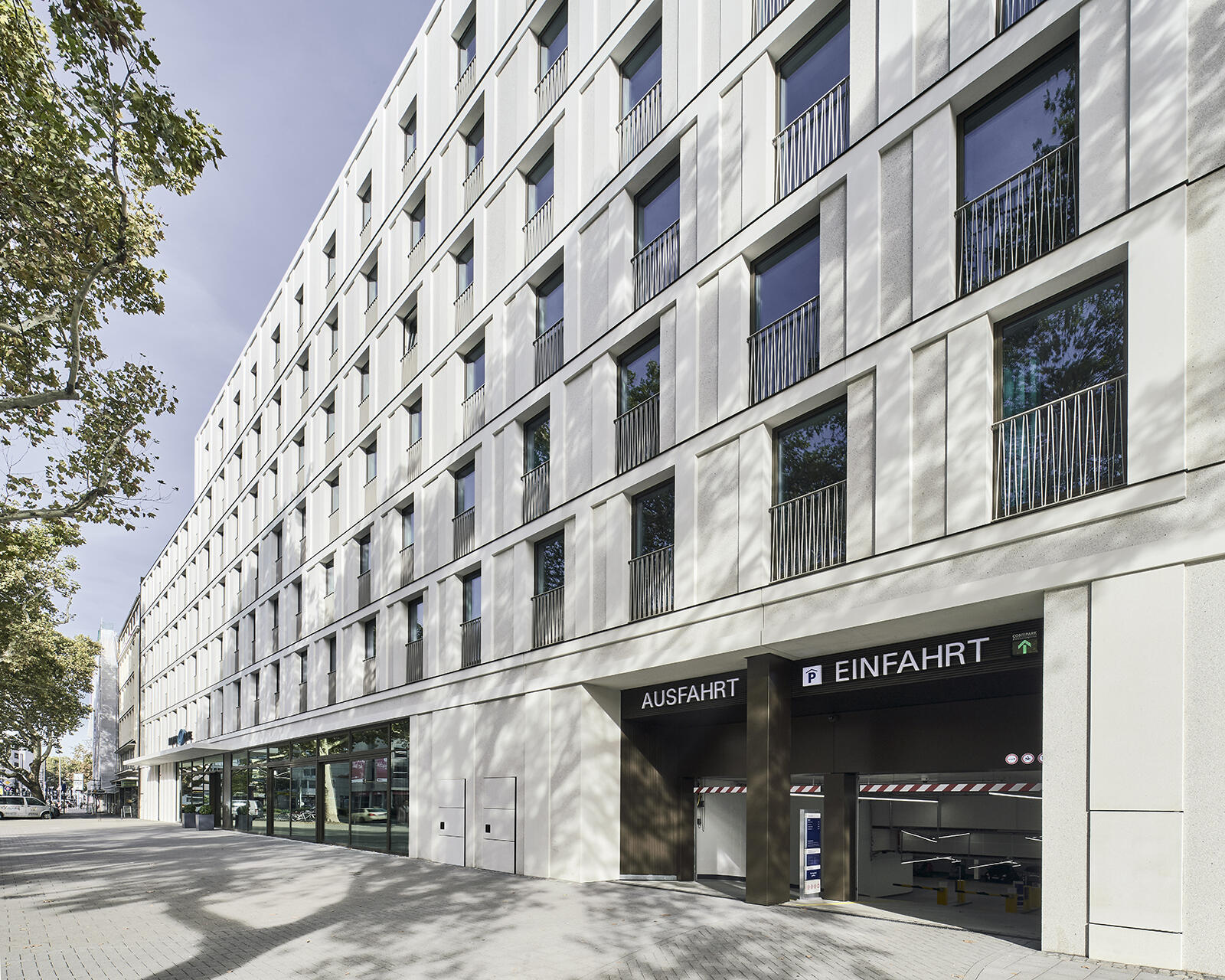 motel one Cäcilienstraße Köln © GATERMANN + SCHOSSIG / Foto Annika Feuss