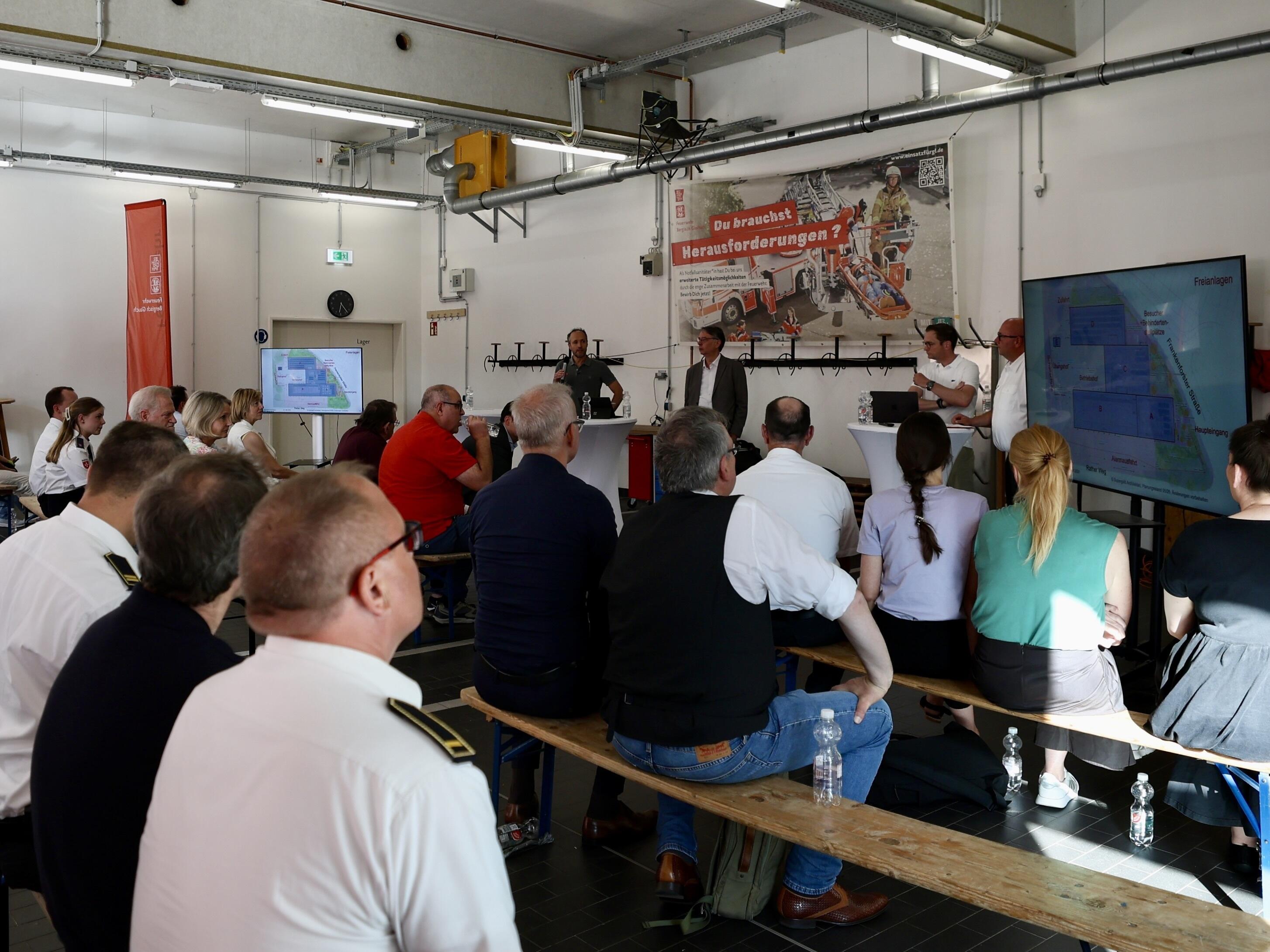 Bürgerinformationsveranstaltung der Feuerwehr Bergisch Gladbach 28.06.2026