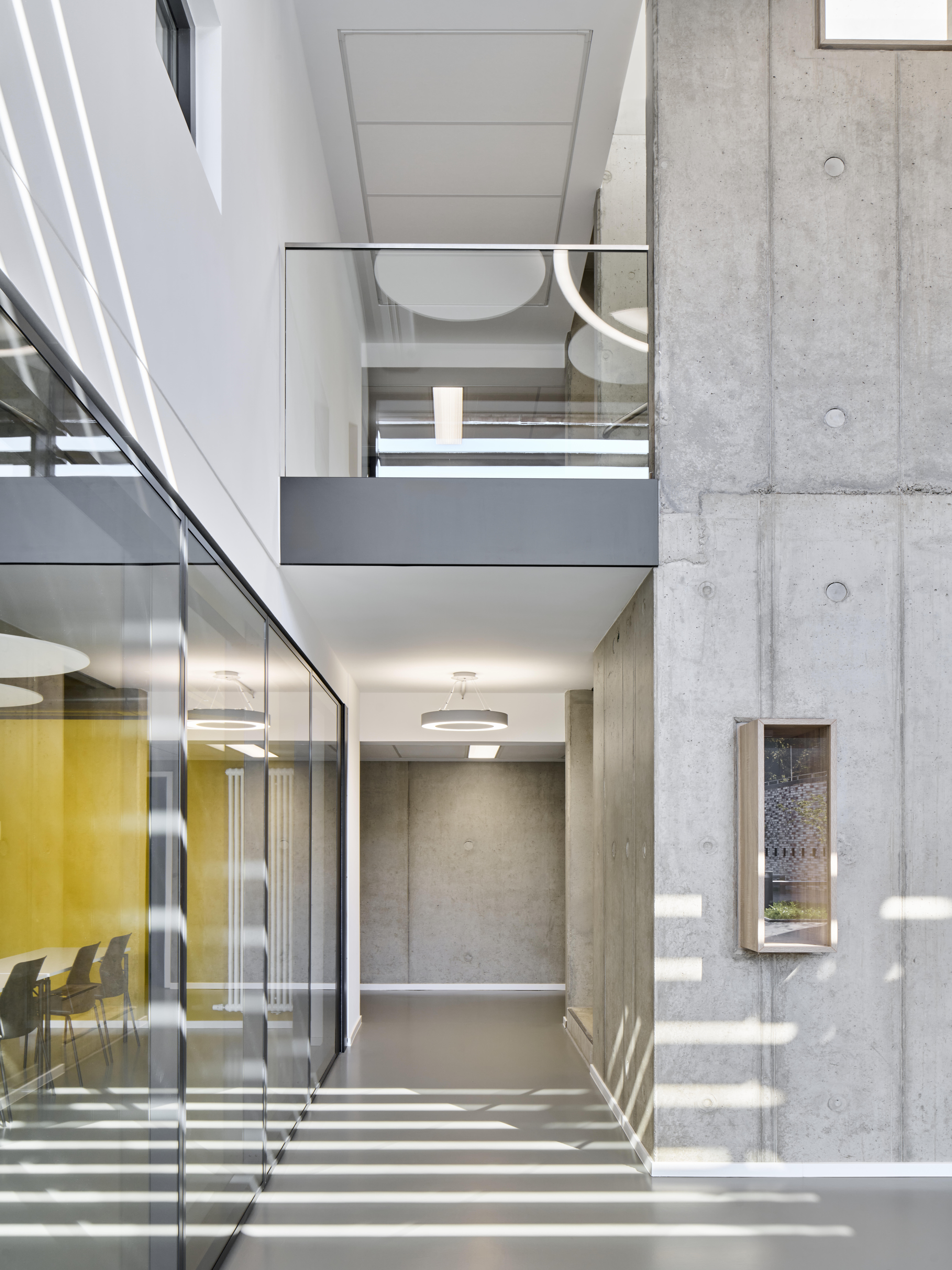 Feuer-Rettungswache Hürth, Foyer