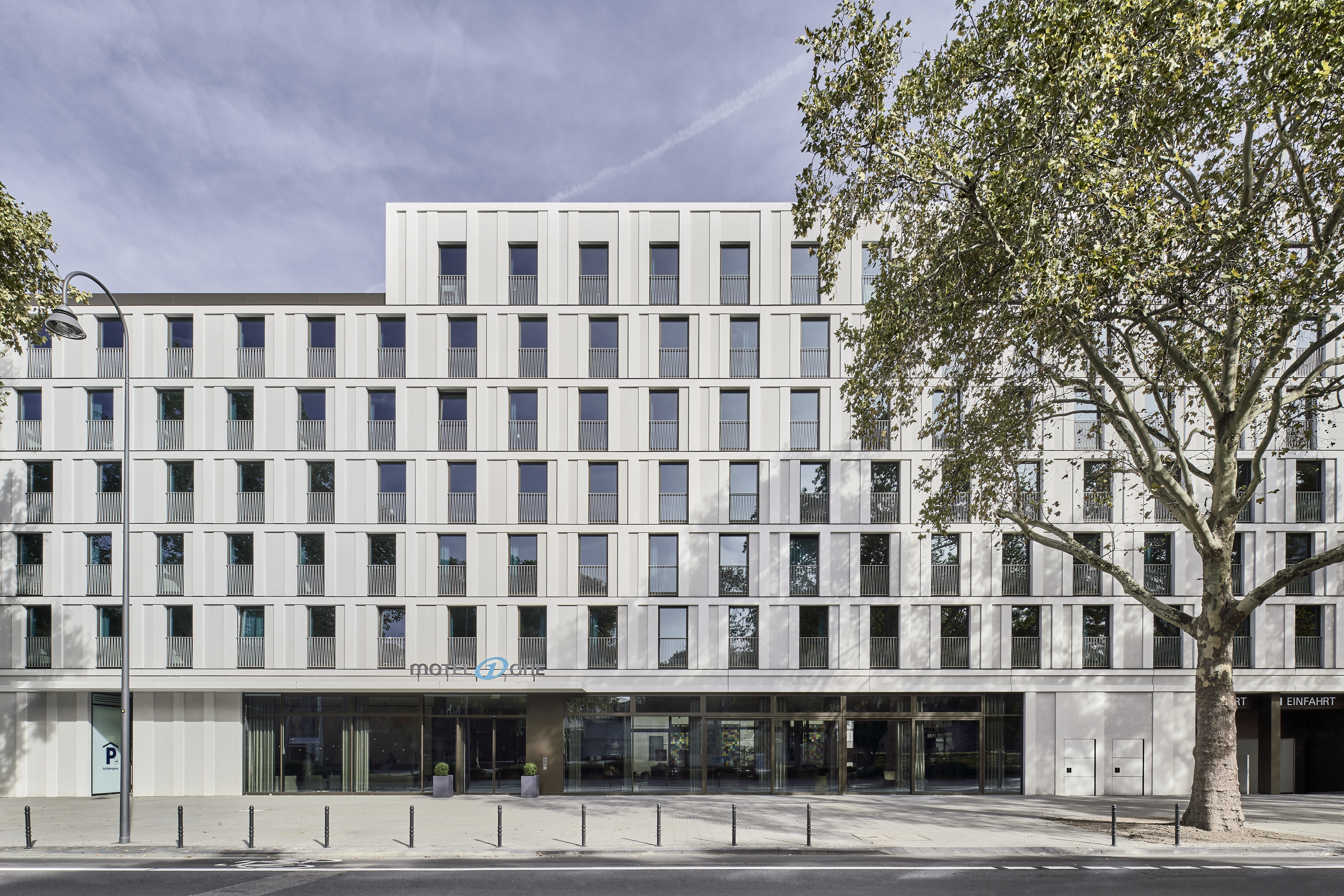 motel one Cäcilienstraße Köln © GATERMANN + SCHOSSIG / Foto Annika Feuss