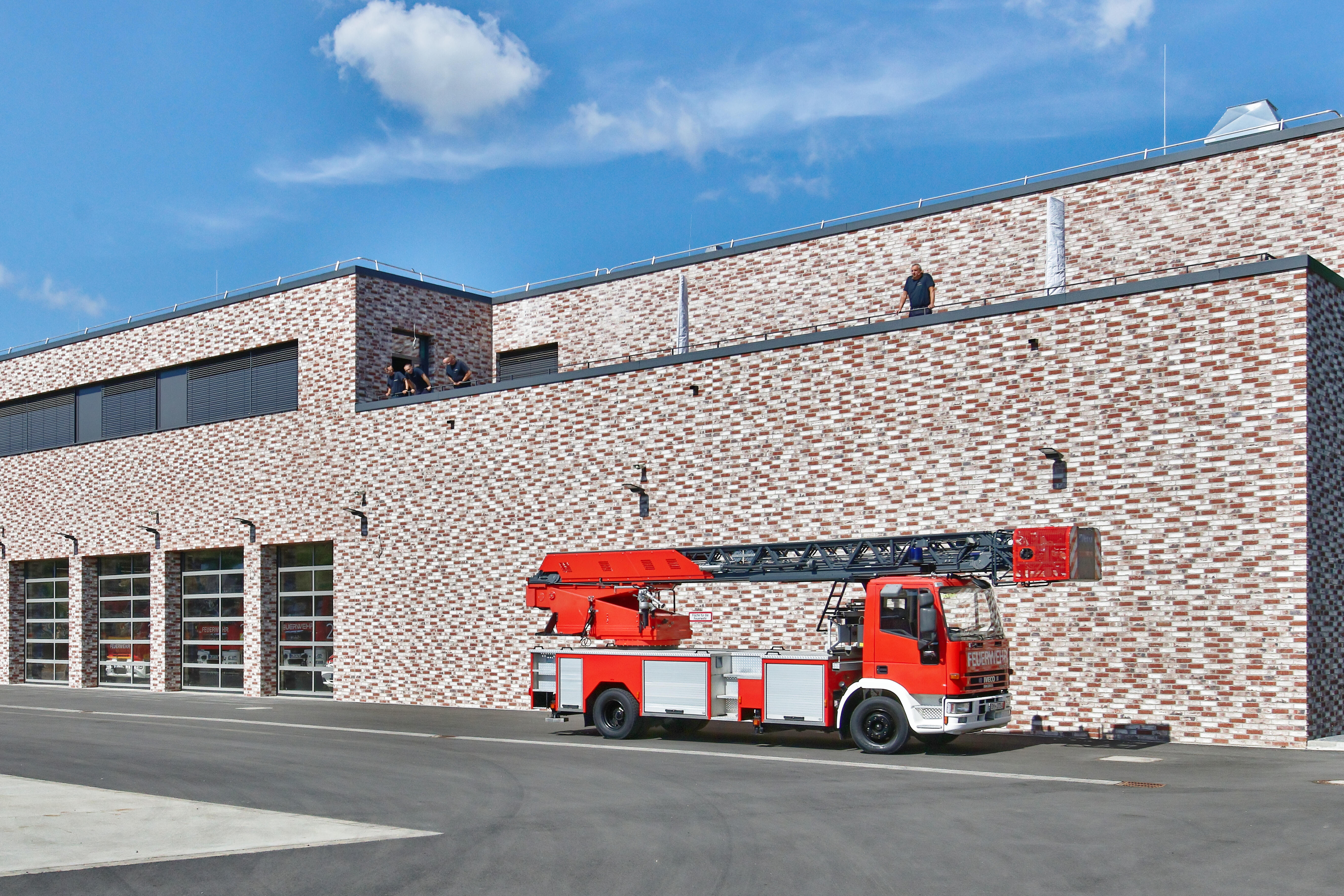 Feuer- und Rettungswache Hürth _ Ansicht 1.BA